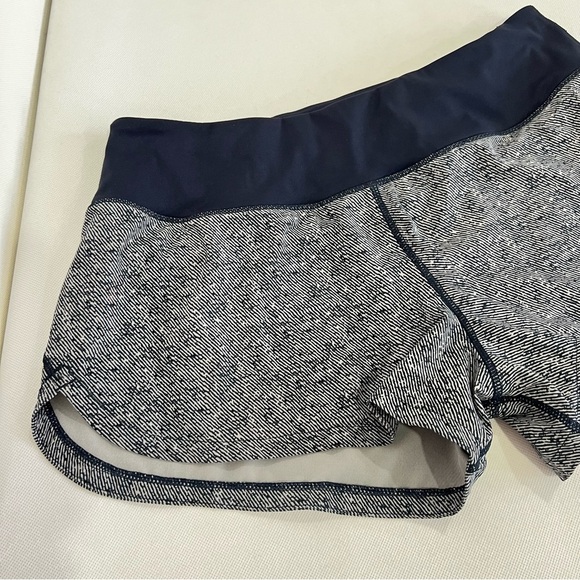 Vouri Running Shorts Size Small Navy Blue Gray Printed Built-In Brief 2" Inseam - Picture 10 of 10